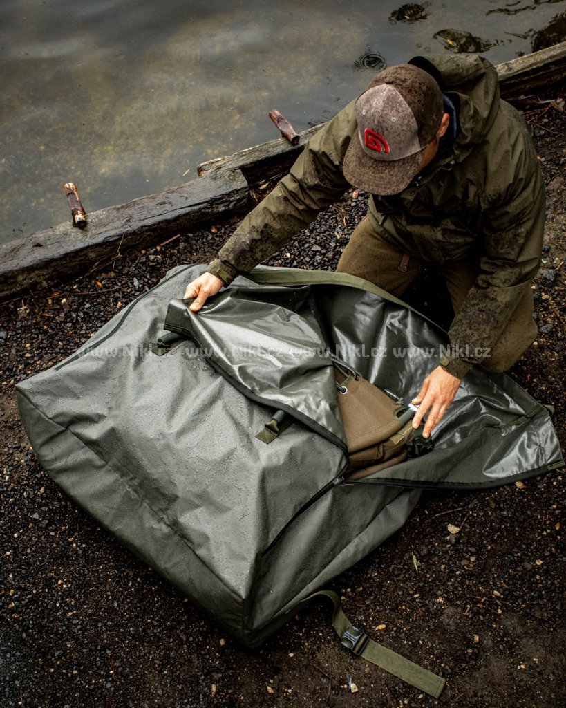 Trakker Nepromokavý obal na lehátko - Downpour Roll-Up Bad Bag